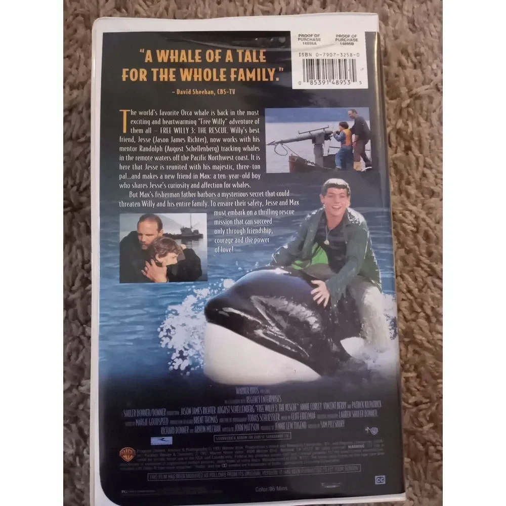 Free Willy 3: Rescue (VHS 1997) Warner Bros Home Video / Clamshell With Compass
